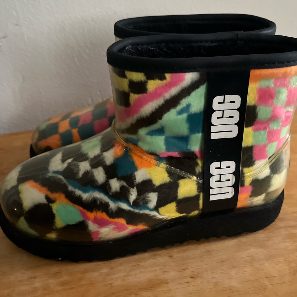 UGG Kids Multicolor Checker Short Rain Boots - Black Trim